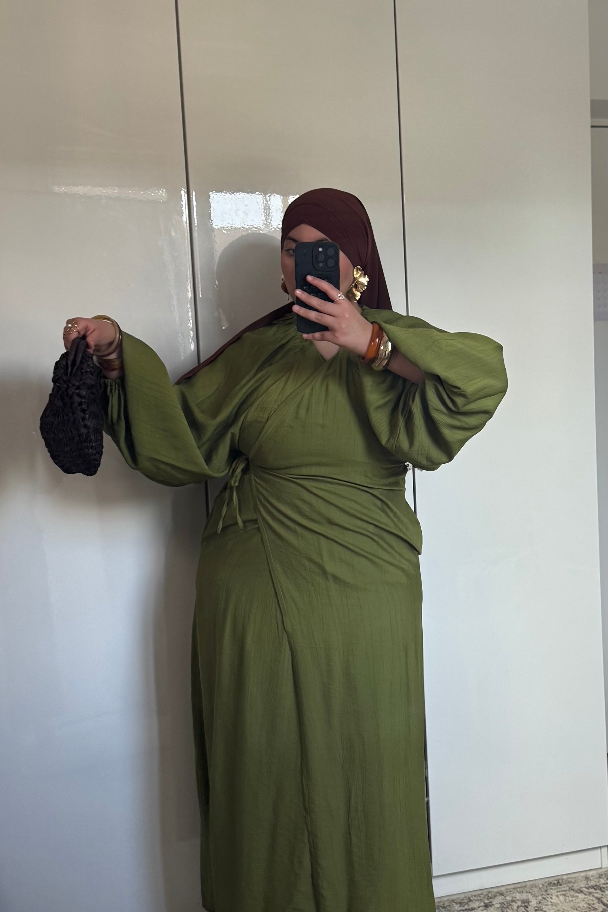 ROBE CACHE-COEUR [VERT OLIVE]