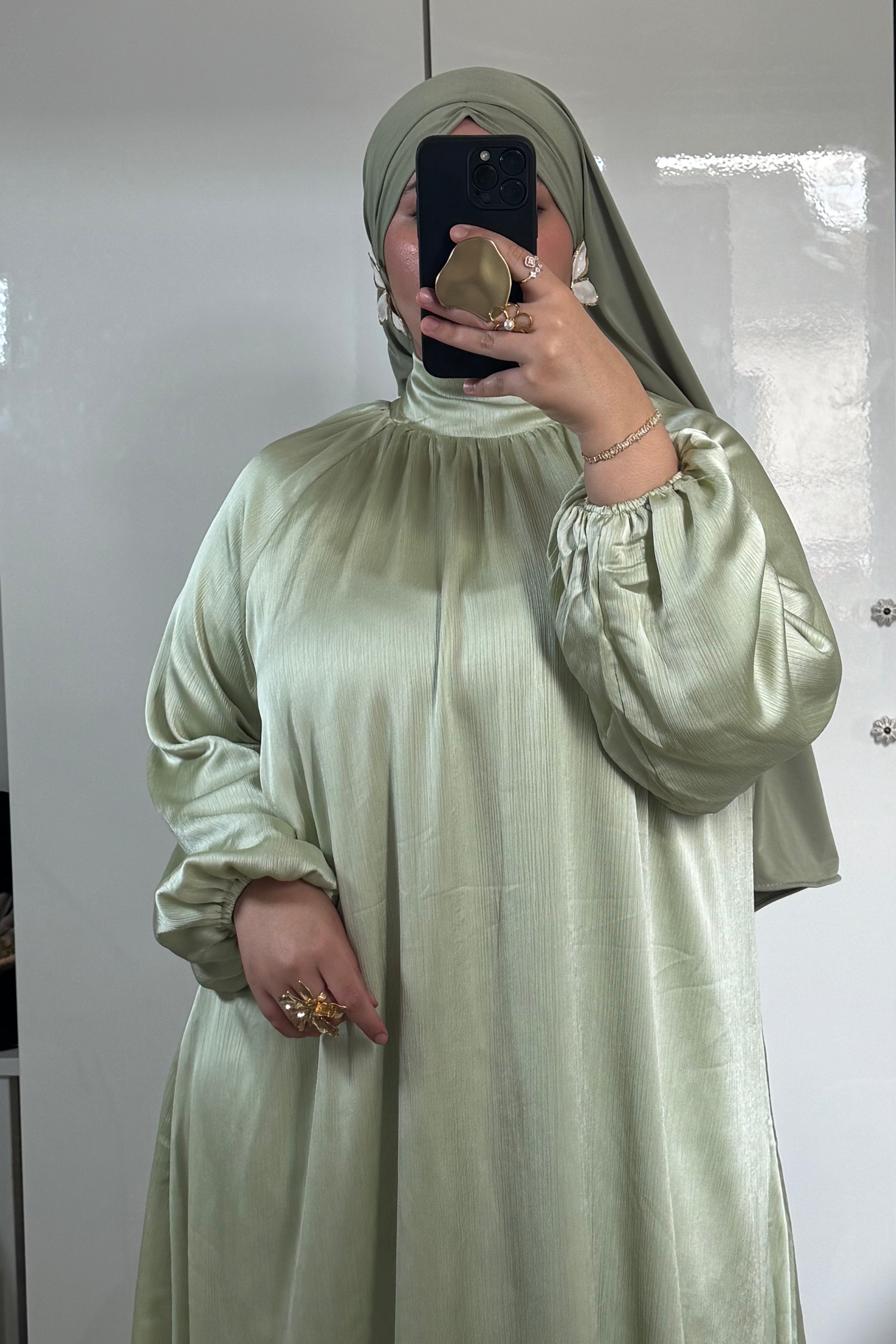 ROBE SATINÉE [VERT]