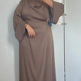ROBE SATINÉE DRAPÉE [TAUPE]