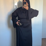 ROBE SATINÉE DRAPÉE [NOIRE]