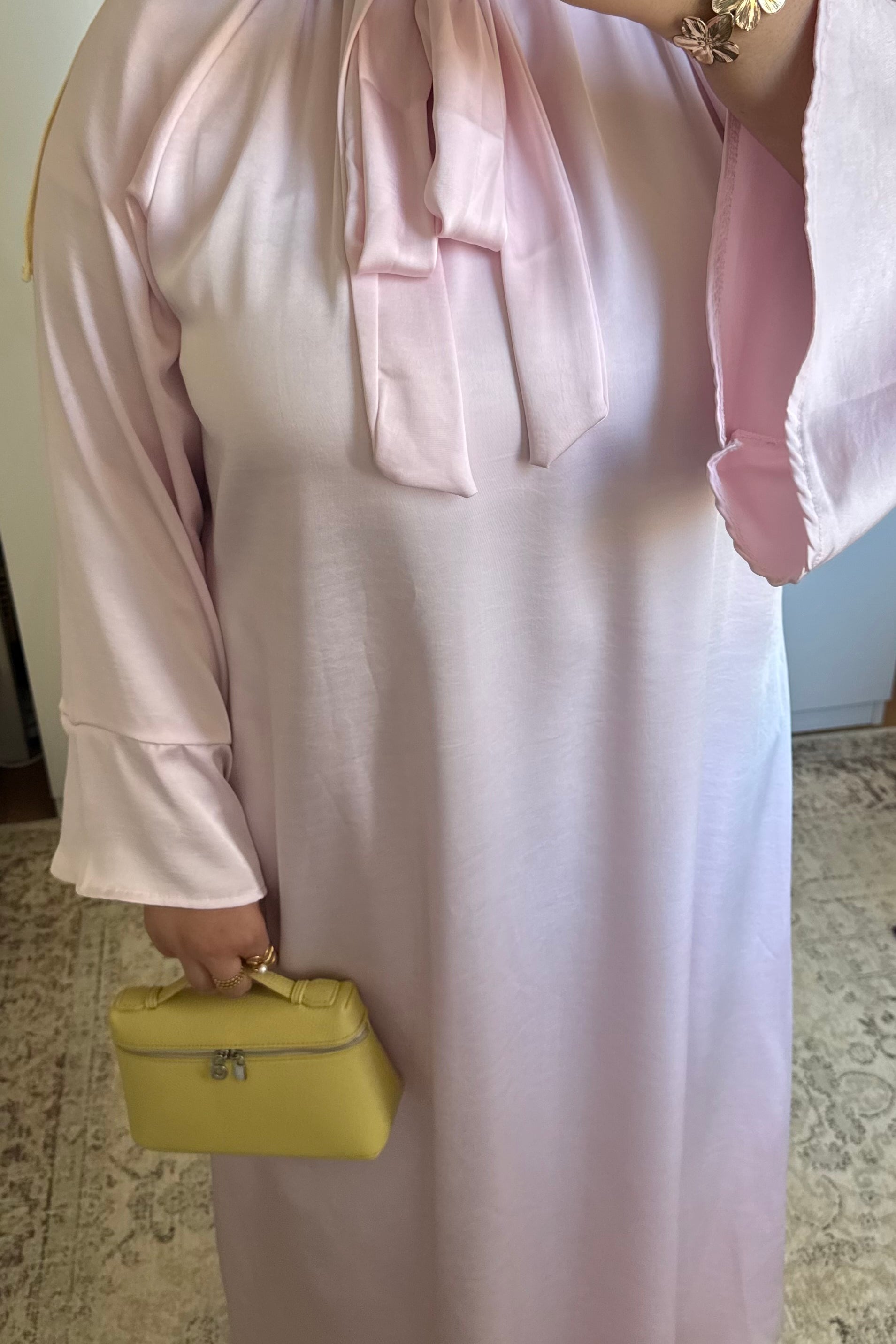 ROBE COL À NOEUD [ROSE]